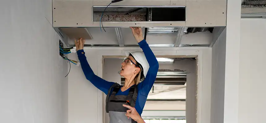 Thorough Vent Smoke Odor Elimination for Property Turnovers in Richmond West, FL